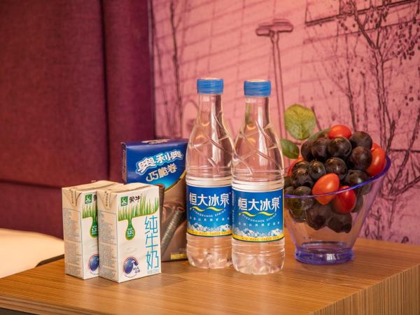 Mehood Hotel Dalian Hi-tech Wanda Plaza Xinghai : photo 6 de la chambre suite familiale