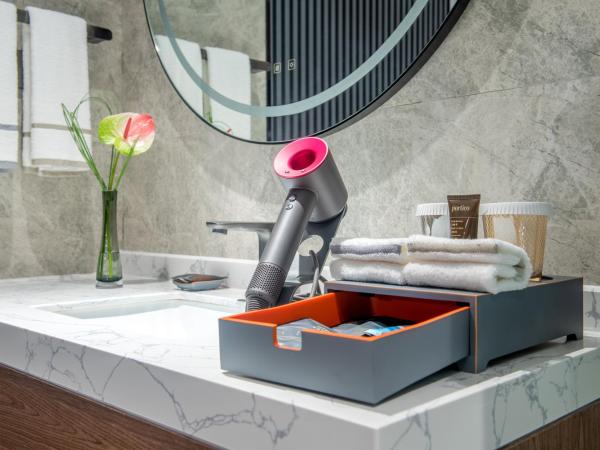 UrCove by HYATT Hangzhou Riverside CBD : photo 6 de la chambre suite exécutive