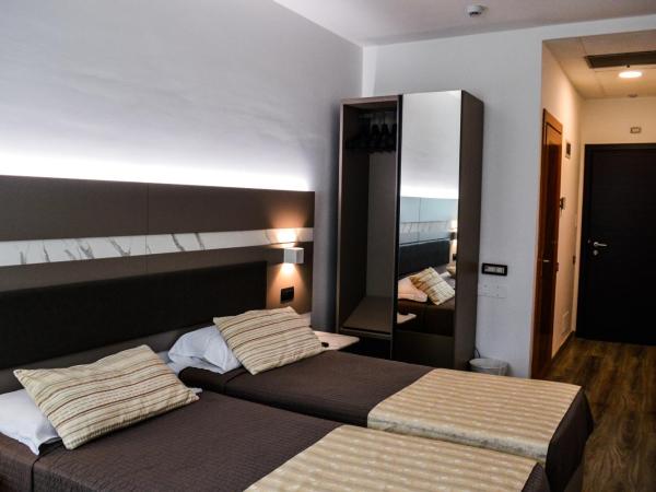 Mediterranea Hotel & Convention Center : photo 1 de la chambre twin standard