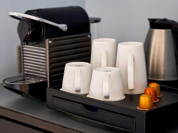 Paris Marriott Opera Ambassador Hotel : photo 4 de la chambre chambre supérieure lit queen-size