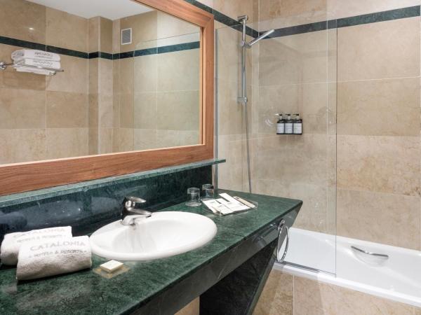 Catalonia Puerta del Sol : photo 1 de la chambre chambre double ou lits jumeaux