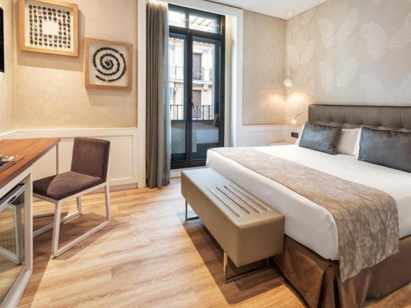 Catalonia Puerta del Sol : photo 1 de la chambre chambre double ou lits jumeaux - vue sur rue