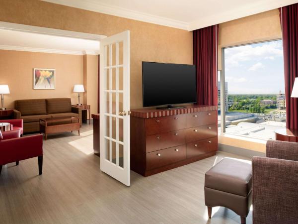Hilton Charlotte Uptown : photo 1 de la chambre suite 1 chambre lit king-size premium