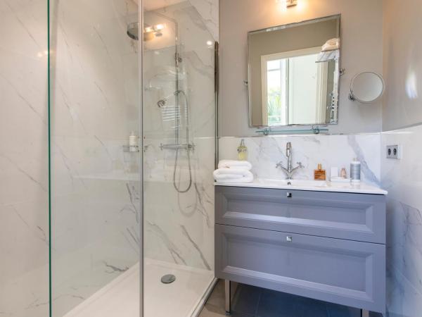 Villa Grand Voile - Christopher Coutanceau : photo 2 de la chambre chambre double supérieure