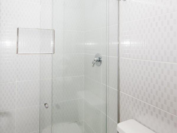 La Belle Beach Hotel : photo 9 de la chambre chambre double ou lits jumeaux standard