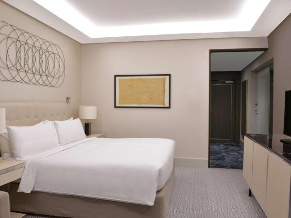 Hilton Tanger City Center : photo 3 de la chambre chambre lit king-size