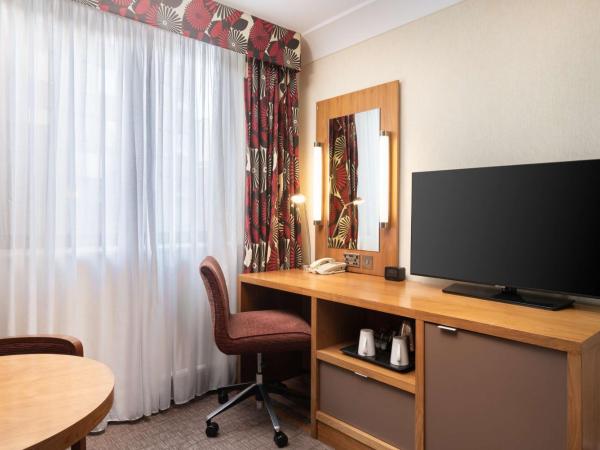 Hilton London Olympia : photo 10 de la chambre chambre lits jumeaux