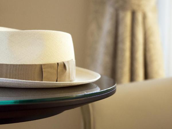 Château d'Ouchy : photo 5 de la chambre chambre double supérieure - vue sur ville