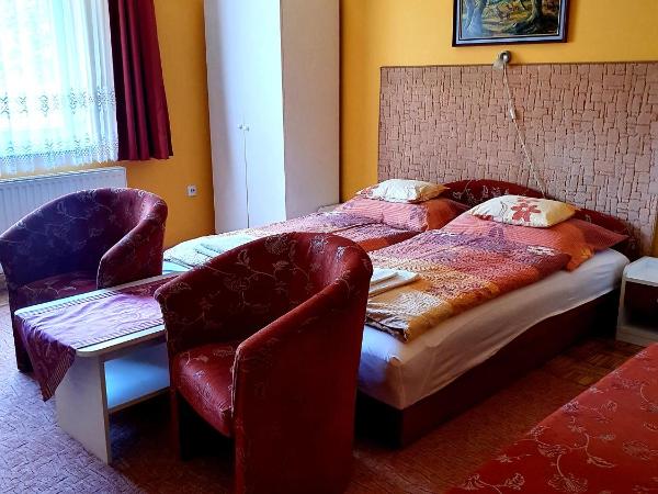 Apart Júlia Villa : photo 4 de la chambre studio