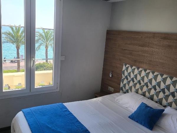 Hotel Flots d'Azur : photo 1 de la chambre chambre triple privilège avec vue sur mer