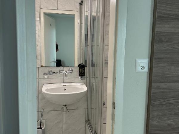 Hotel Spatz : photo 5 de la chambre grande chambre double ou lits jumeaux