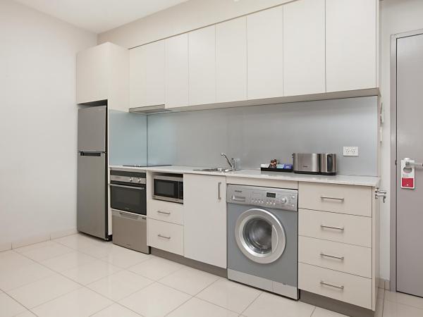 Ramada Suites by Wyndham Zen Quarter Darwin : photo 9 de la chambre appartement 2 chambres