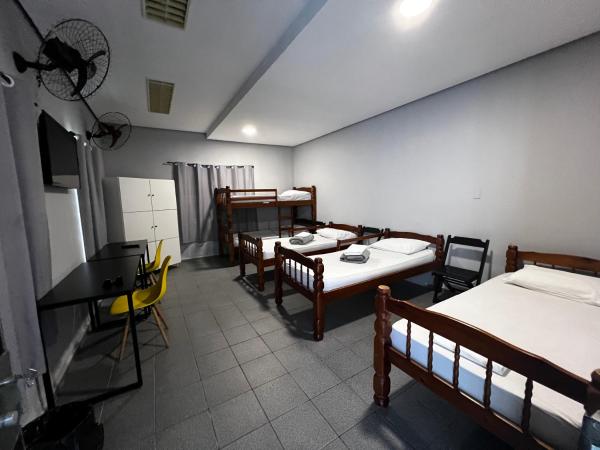 Family Hostel : photo 1 de la chambre lits superposés dans dortoir masculin 
