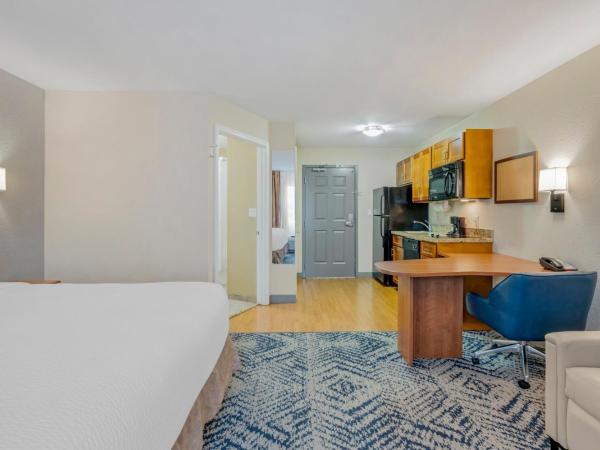 Candlewood Suites Indianapolis East, an IHG Hotel : photo 6 de la chambre studio lit queen-size