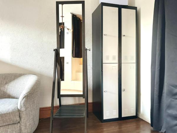 Burlington Hostel : photo 3 de la chambre lit dans dortoir pour femmes de 4 lits