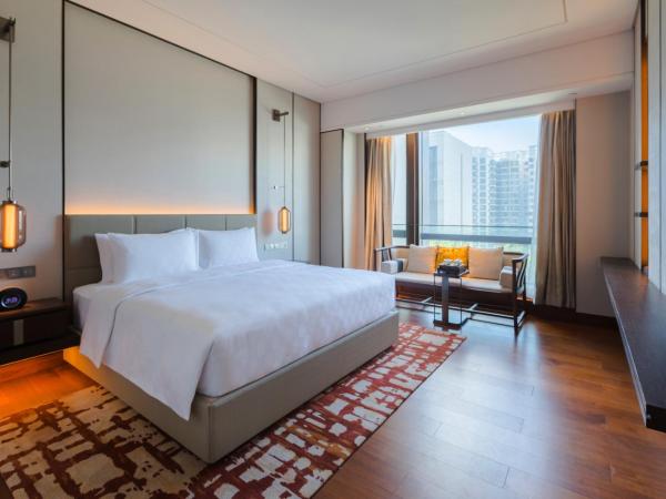 HUALUXE Beijing Xinan : photo 1 de la chambre one-bedroom suite lounge access