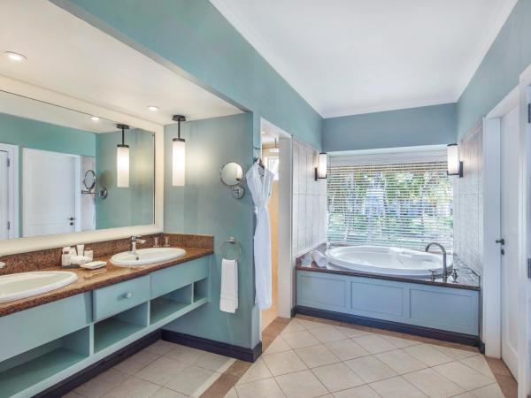 Outrigger Mauritius Beach Resort : photo 2 de la chambre chambre triple