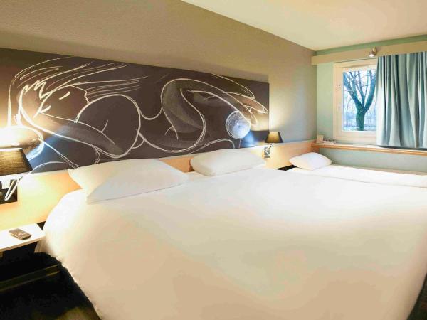 ibis Bourg en Bresse : photo 2 de la chambre chambre standard avec 1 lit double et 1 lit simple