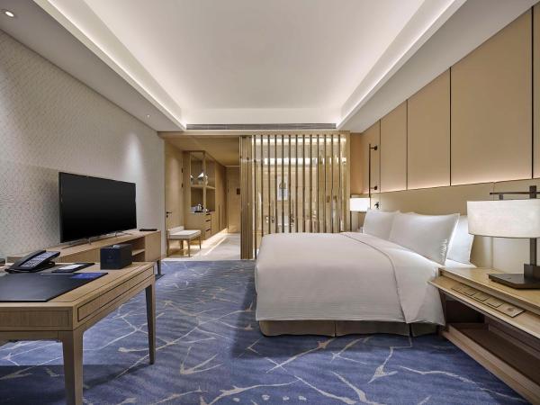 Hilton Beijing Tongzhou : photo 2 de la chambre chambre lit king-size - accessible aux personnes à mobilité réduite 