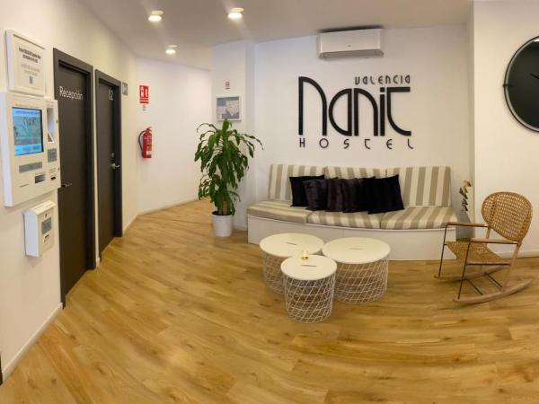 Nanit Valencia Hostel : photo 1 de la chambre chambre quadruple deluxe