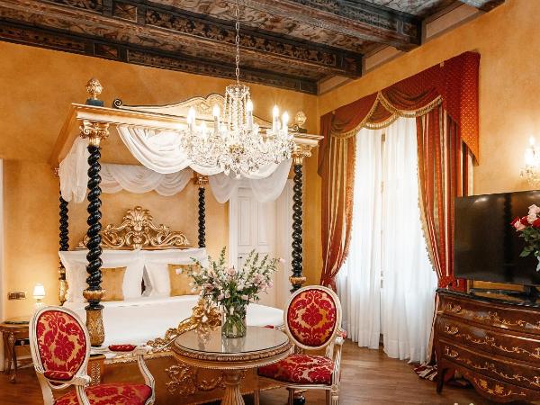 Alchymist Grand Hotel and Spa - Preferred Hotels & Resorts : photo 1 de la chambre suite junior avec terrasse