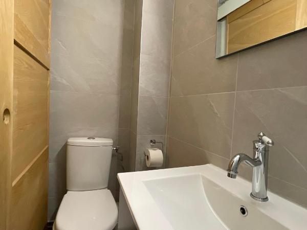 Initial by balladins, Hôtel Broisin : photo 4 de la chambre chambre triple standard