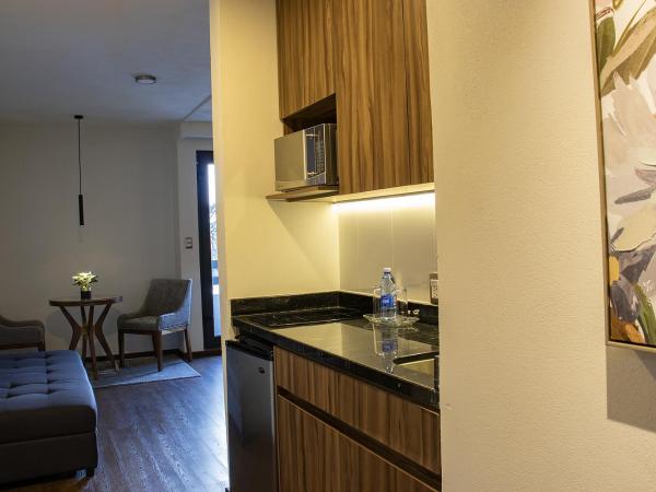 Estanza Hotel & Suites : photo 3 de la chambre suite junior