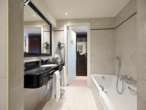 Grand Hotel Casselbergh : photo 5 de la chambre suite familiale « roi charles ii »