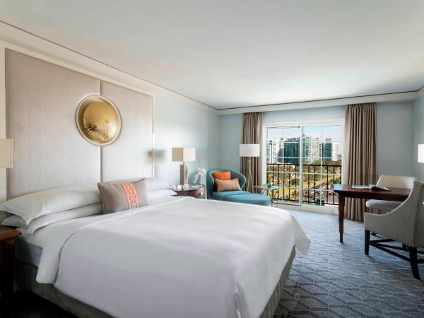 The Ritz-Carlton, Marina del Rey : photo 1 de la chambre chambre lit king-size avec balcon - Étage club