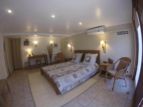 Villa Escandia : photo 10 de la chambre chambre double