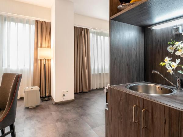 Best Western Plaza Hotel Mannheim : photo 8 de la chambre one-bedroom junior suite with one double and one single bed - sofa bed