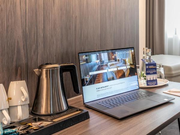 Best Western Plaza Hotel Mannheim : photo 7 de la chambre one-bedroom junior suite with one double and one single bed - sofa bed