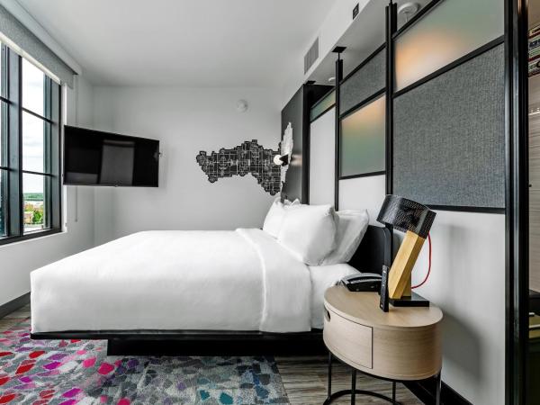 Aloft Columbus Easton : photo 1 de la chambre urban guest room with 1 king, city view