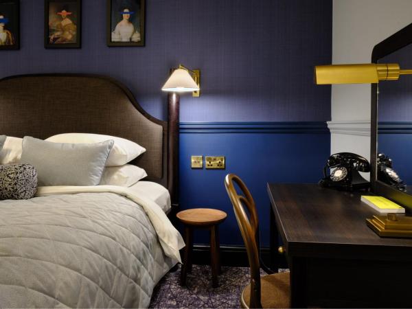Abbey Hotel Bath, a Tribute Portfolio Hotel : photo 5 de la chambre chambre galerie avec 1 lit king-size