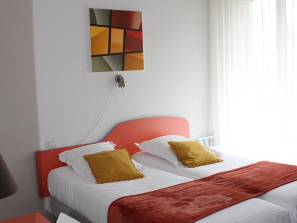 City Lodge Appart Hôtel Niort : photo 1 de la chambre studio lits jumeaux