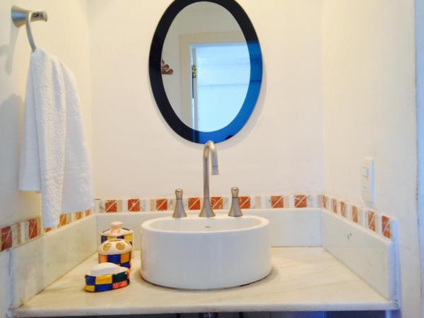 Spazio Buzios Guesthouse : photo 7 de la chambre suite lit king-size