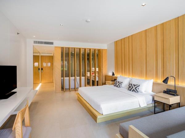 Ramada Resort by Wyndham Khao Lak : photo 1 de la chambre chambre oasis deluxe avec lit king-size 