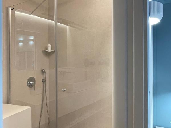 Cosy Rooms Embajador : photo 4 de la chambre chambre double deluxe avec balcon