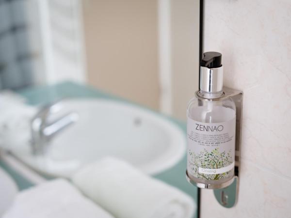 Hôtel Escurial - Centre Gare : photo 7 de la chambre chambre double standard