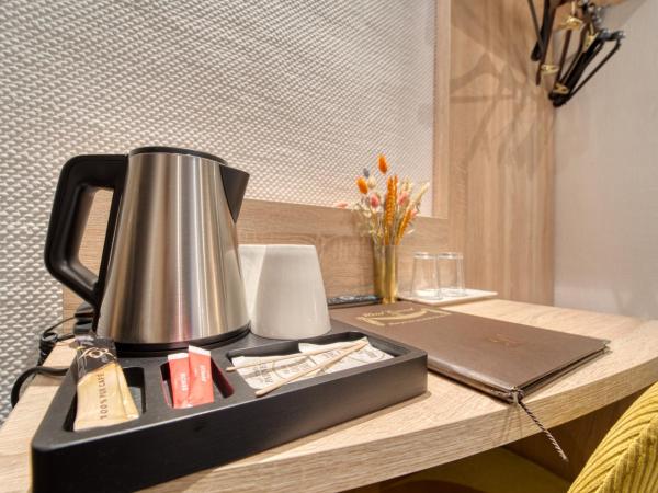 Hôtel Escurial - Centre Gare : photo 9 de la chambre chambre double confort