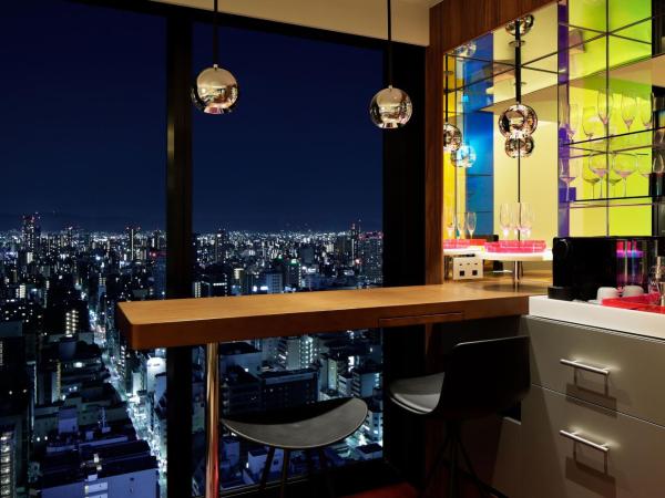 W Osaka : photo 6 de la chambre chambre 2 lits doubles - vue sur horizon - Étage supérieur