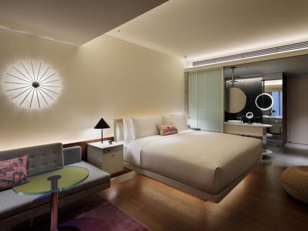 W Osaka : photo 6 de la chambre chambre 1 lit king-size - Étage inférieur