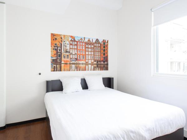 easyHotel Amsterdam City Centre South : photo 3 de la chambre chambre double supérieure