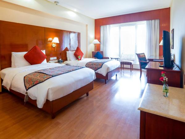 The Lalit Mumbai : photo 4 de la chambre lalit deluxe room, king/ twin bed with bathtub