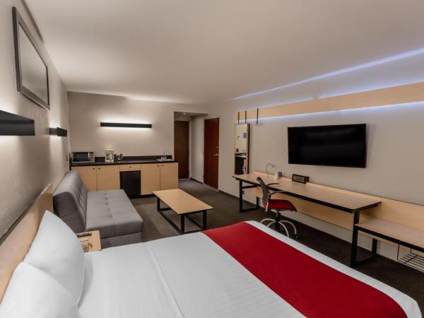 City Express by Marriott Oaxaca : photo 4 de la chambre chambre lit queen-size supérieure avec canapé-lit