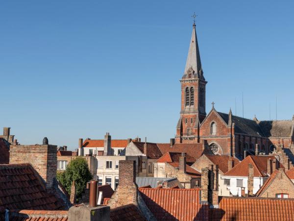 Hotel Aragon : photo 3 de la chambre chambre supérieure mansardée