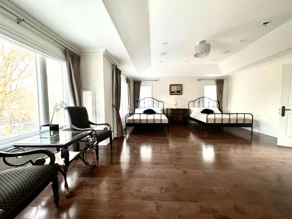 Vihome-104-Beautiful house near North York Center : photo 5 de la chambre chambre quadruple