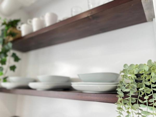 Apt 04 Seaside Serenity Chic Studio Steps to Promenade : photo 5 de la chambre studio