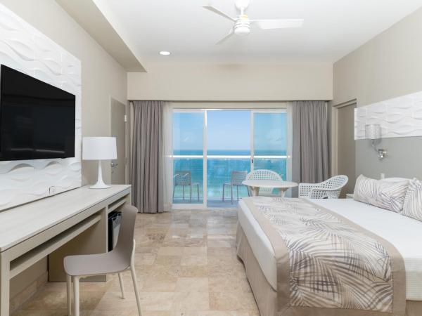 Krystal Grand Puerto Vallarta - All Inclusive : photo 1 de la chambre chambre lit king-size de luxe - vue sur océan