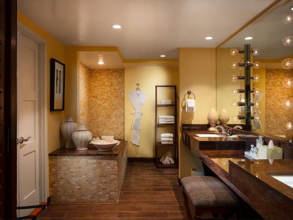 The Kahala Hotel and Resort : photo 3 de la chambre tower suite 1 king